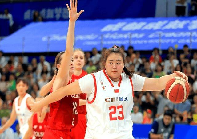 辽宁女篮战胜对手，大放异彩