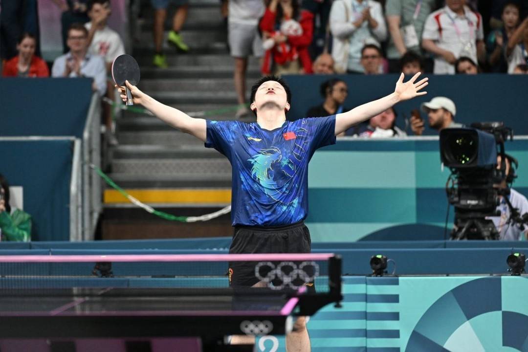 开云体育下载-新科王者登顶，绿军成就逆袭传奇