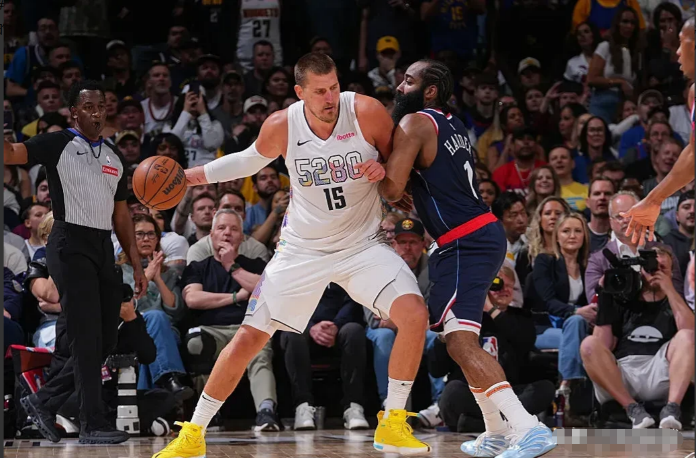 开云体育中国-三分双雄！哈登vs库里