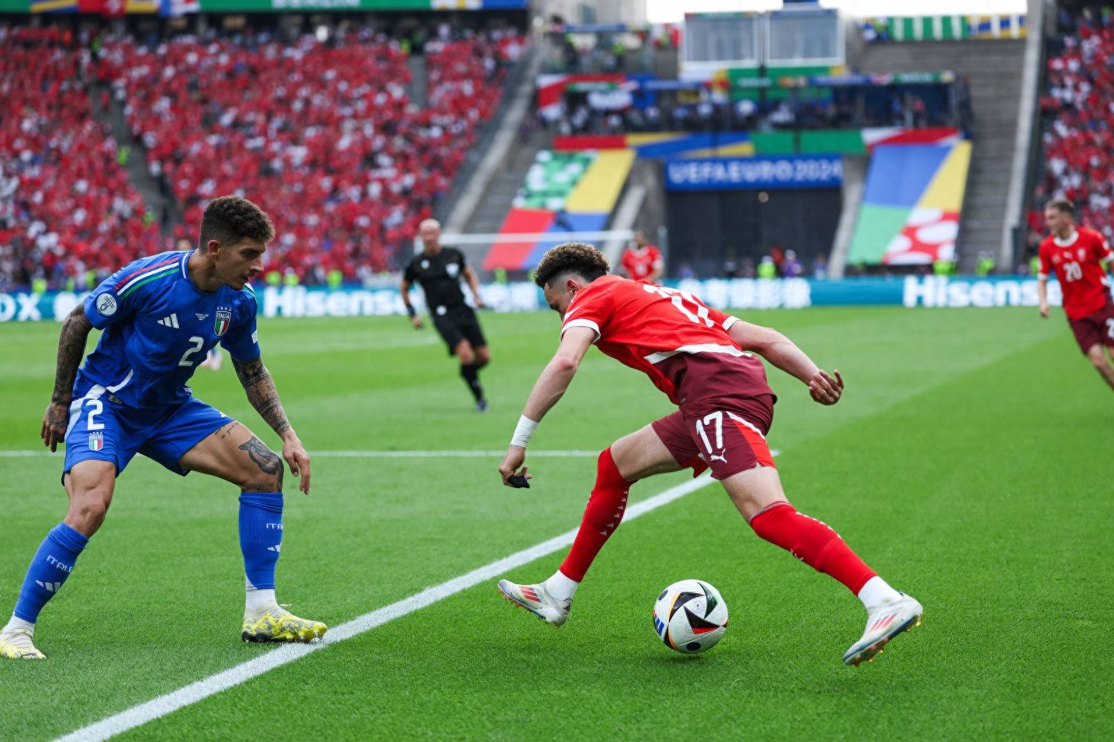 欧洲杯预选赛看点多球员素质日益提高 欧洲杯预选赛看点多球员素质日益提高