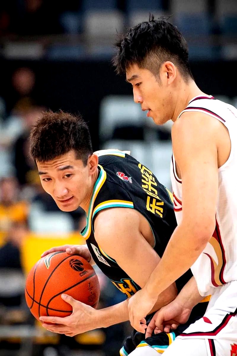 开云体育中国-江苏队与广厦队交手实力激荡