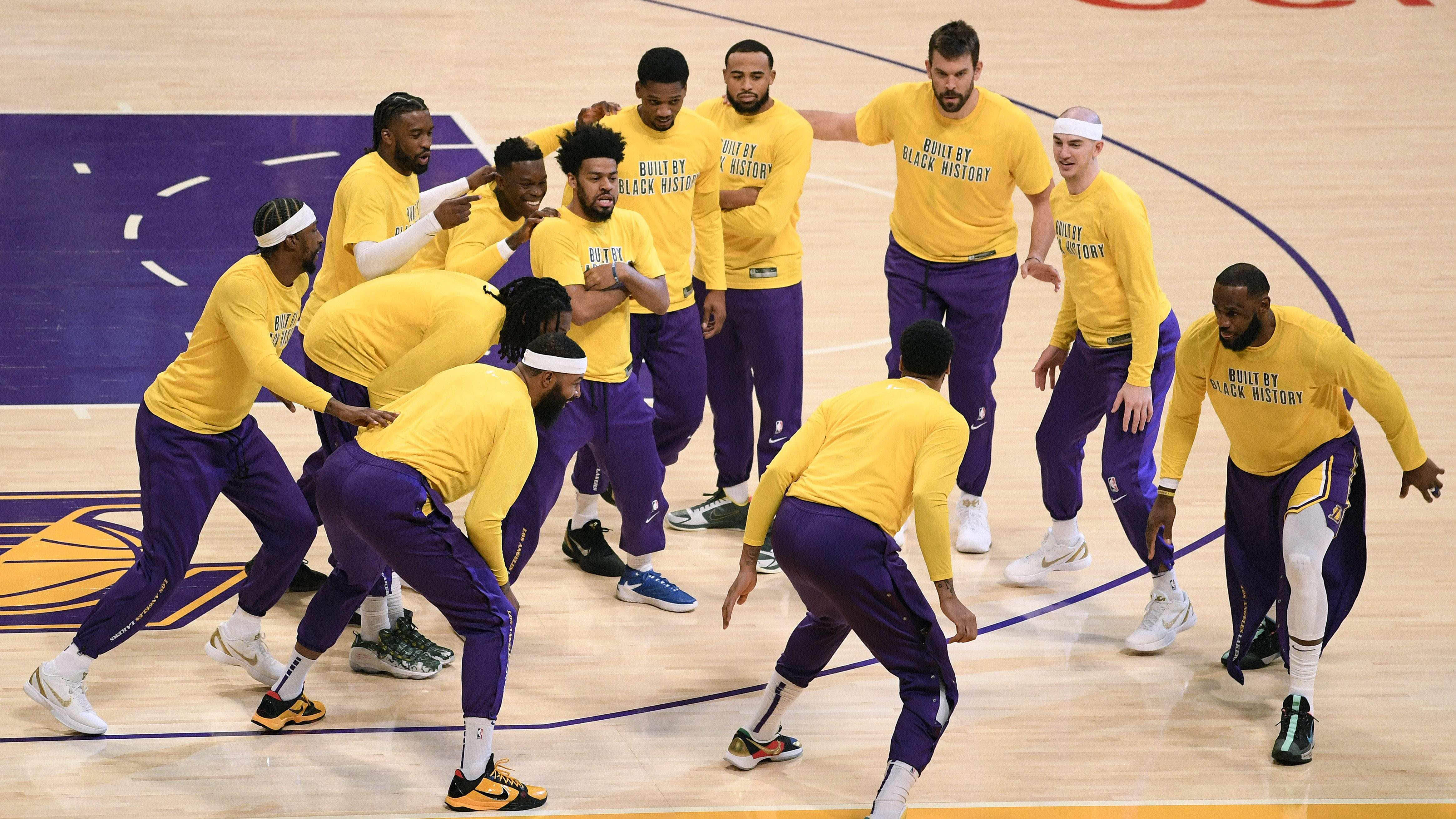 开云体育app-重头戏：深圳西部大区强队对决北京东部强队