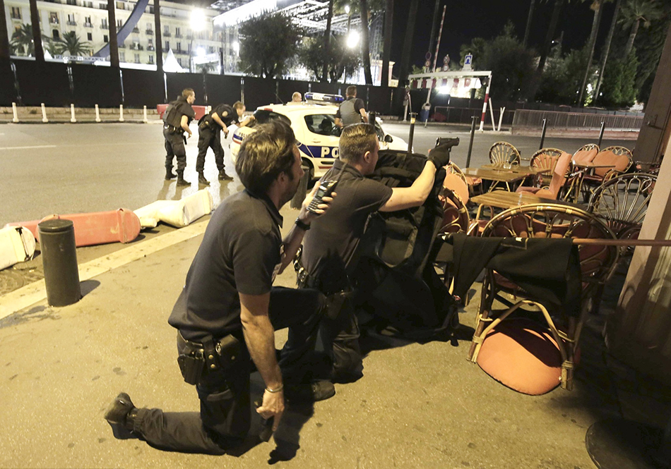 法国队碾压韩国队,郑思维关键制胜 法国队碾压韩国队,郑思维关键制胜