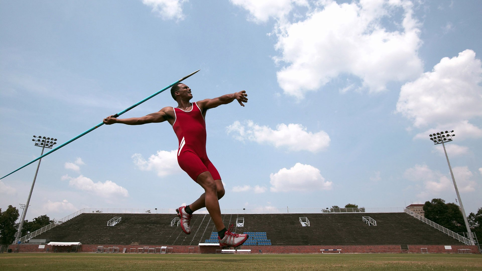 一球定乾坤，范弗利特于世界排名争夺战之夜射出历史性三分