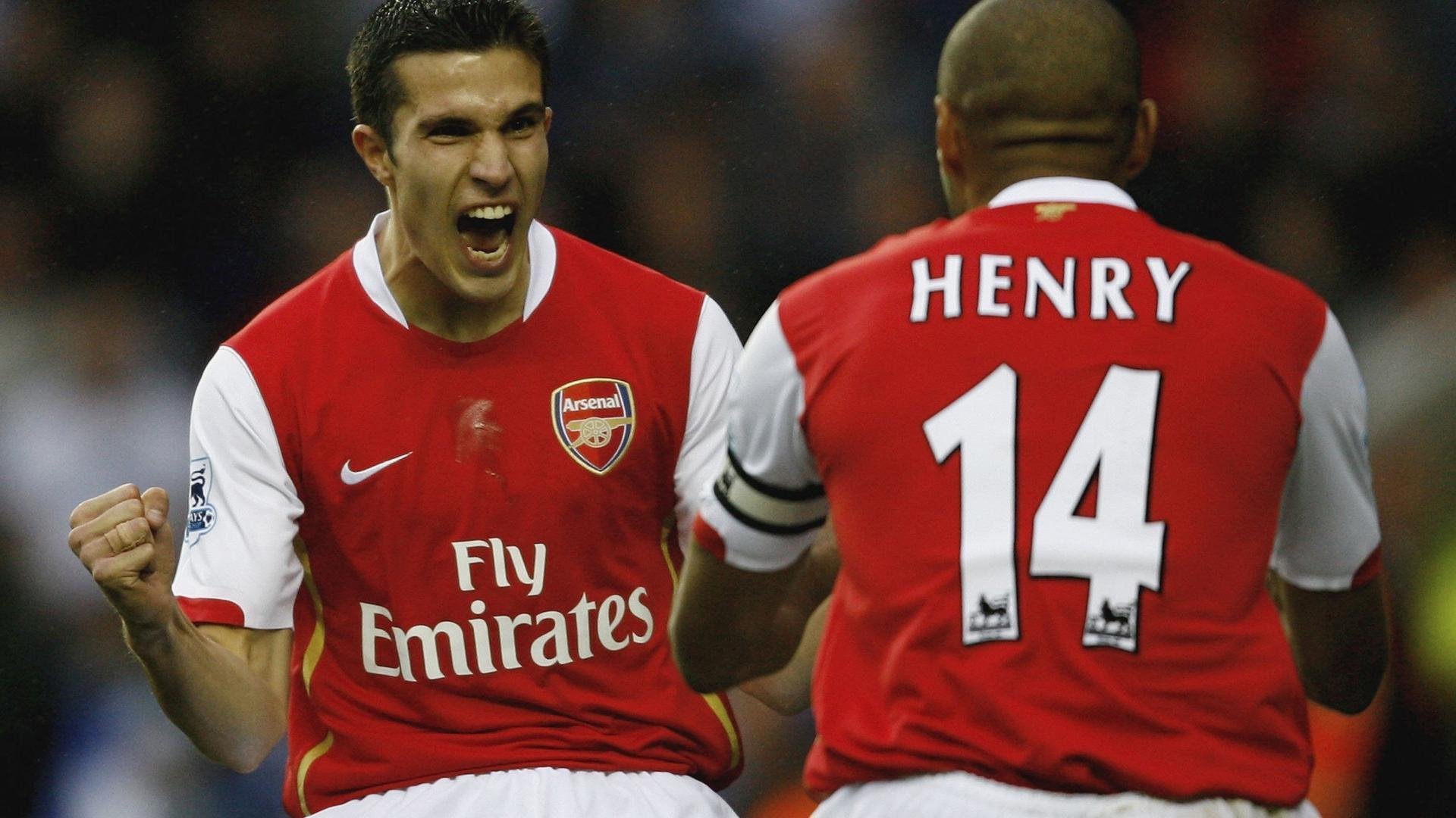 开云体育在线-唯一性，从温布利到密尔沃基，一场跨越体育维度的焦点战争